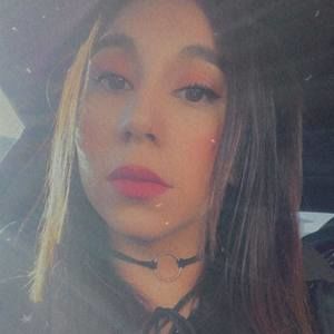 Meet your Posher, Ines